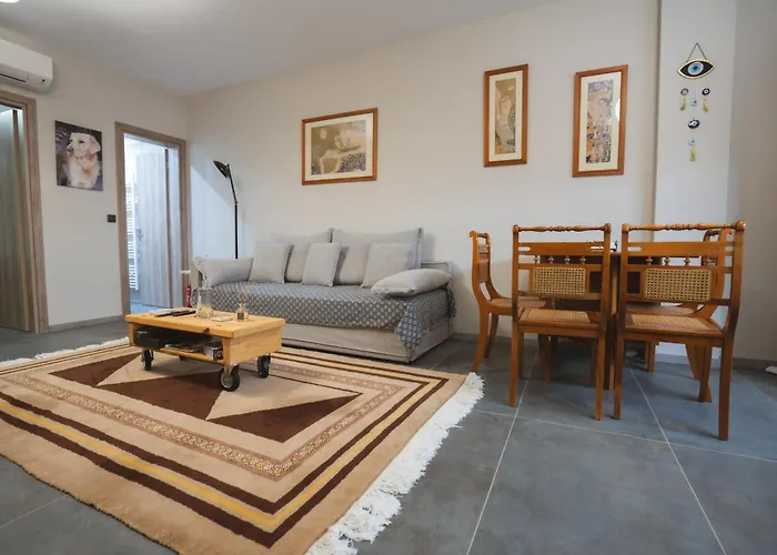 Balou Lodge
